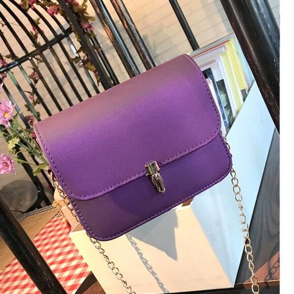 Deep Plum Gold Chain Crossbody Popular Fashion Bag - Picture 4 of 12